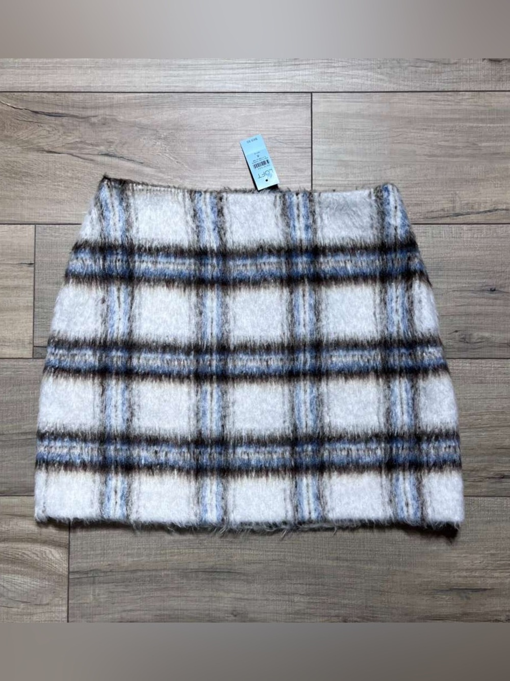 Loft Petites Women's Faux Fur Plaid Mini Skirt Size 8 Petite Cream Brown Blue